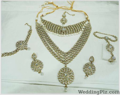Mani Ram Balwant Rai Wedding Accessories weddingplz