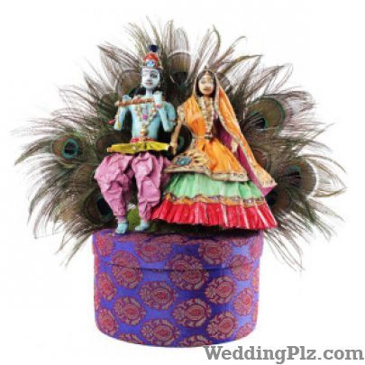 Gitika Pathella Designs Wedding Gifts weddingplz