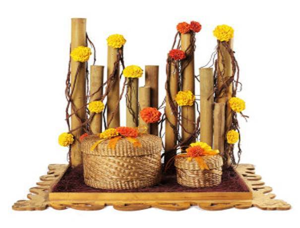Gitika Pathella Designs Wedding Gifts weddingplz