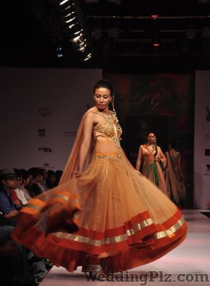 Parul Grover Creations Pvt. Ltd. Wedding Lehnga and Sarees weddingplz