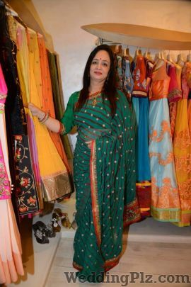 Karieshma Sarnaa Wedding Lehnga and Sarees weddingplz