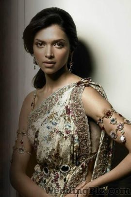 Tarun Tahiliani Wedding Lehnga and Sarees weddingplz
