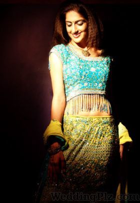 Bindals Wedding Lehnga and Sarees weddingplz