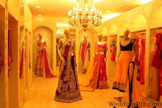 Mise A Jour Wedding Lehnga and Sarees weddingplz