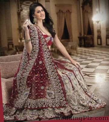 Nishi Mittal Wedding Lehnga and Sarees weddingplz