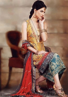 Gia Collection Wedding Lehnga and Sarees weddingplz