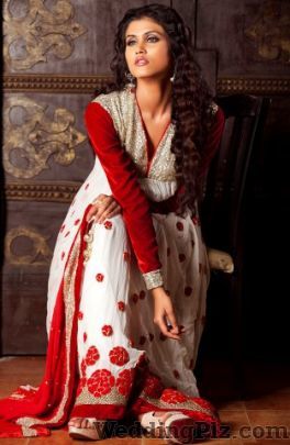 Umair Zafar Wedding Lehnga and Sarees weddingplz