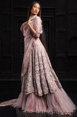 Tarun Tahiliani Wedding Lehnga and Sarees weddingplz