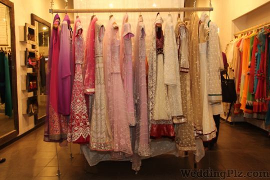 Chamomile Wedding Lehnga and Sarees weddingplz