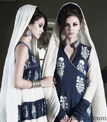 Karmik Wedding Lehnga and Sarees weddingplz