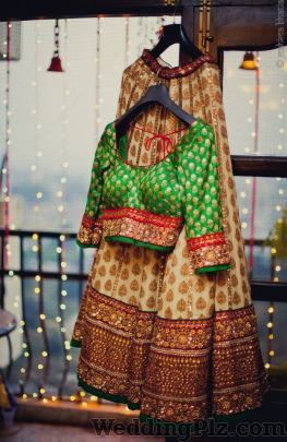 Libaaz Wedding Lehnga and Sarees weddingplz
