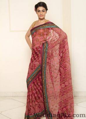 Renu Dadlani Wedding Lehnga and Sarees weddingplz