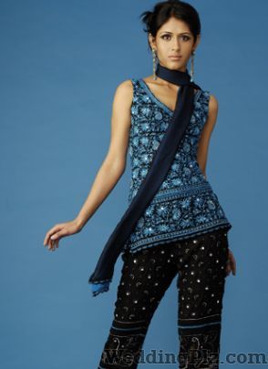 Renu Dadlani Wedding Lehnga and Sarees weddingplz