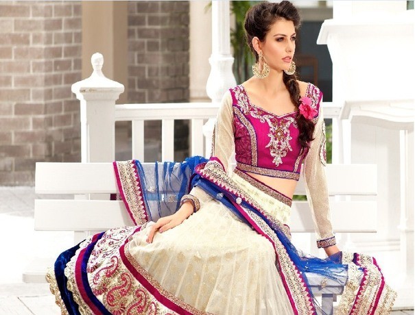 Pankaj Cloth House Wedding Lehnga and Sarees weddingplz