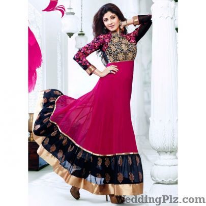 Mouli Fashion Boutique Wedding Lehnga and Sarees weddingplz