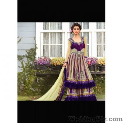 Mouli Fashion Boutique Wedding Lehnga and Sarees weddingplz