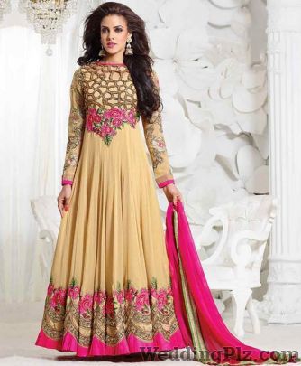 Kirti Arts Wedding Lehnga and Sarees weddingplz