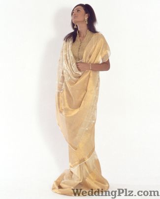 Rugs and Riches Wedding Lehnga and Sarees weddingplz