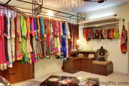 Petalz Boutique Wedding Lehnga and Sarees weddingplz