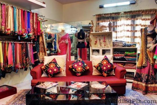 Petalz Boutique Wedding Lehnga and Sarees weddingplz