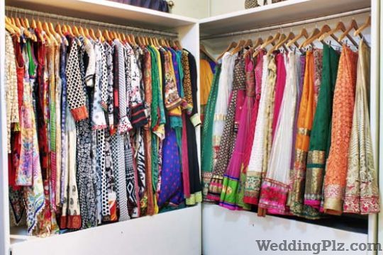 Petalz Boutique Wedding Lehnga and Sarees weddingplz
