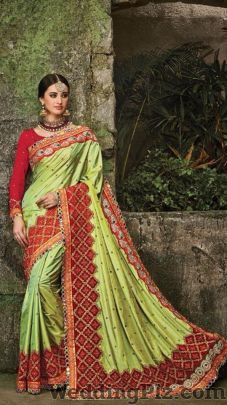 Queens Design Studio Wedding Lehnga and Sarees weddingplz