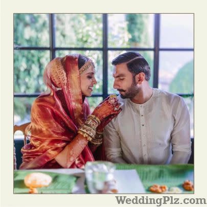 Angadi Galleria Wedding Lehnga and Sarees weddingplz