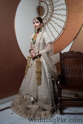 Queens By Aakarshan Wedding Lehnga and Sarees weddingplz