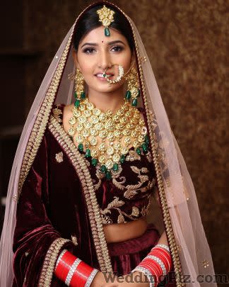 Queens By Aakarshan Wedding Lehnga and Sarees weddingplz