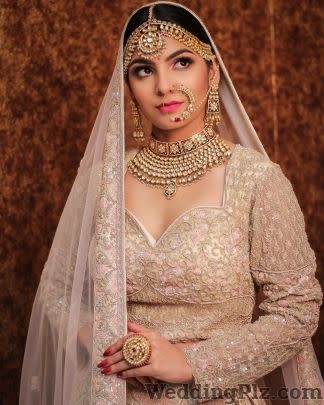 Queens By Aakarshan Wedding Lehnga and Sarees weddingplz