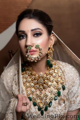 Queens By Aakarshan Wedding Lehnga and Sarees weddingplz