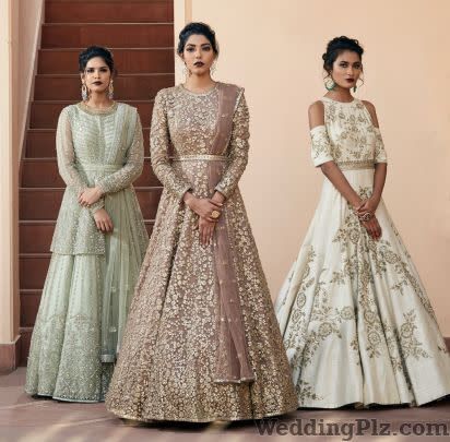 Queens By Aakarshan Wedding Lehnga and Sarees weddingplz