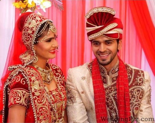 Wedding sherwani on rent store