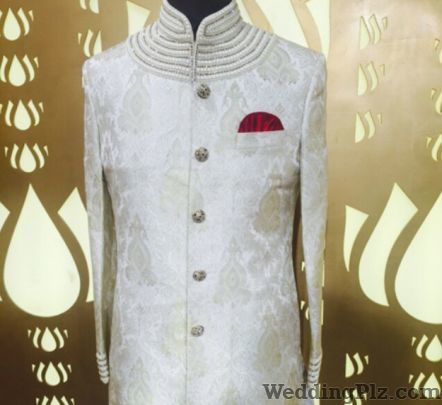 clothes on rent in rajouri garden