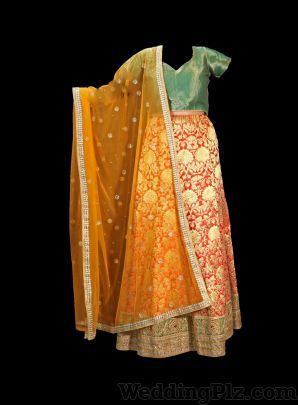 rented lehenga shop in lajpat nagar