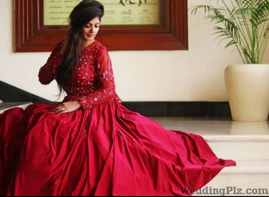 Dress Like Celebrity Lehenga And Sherwani On Rent weddingplz
