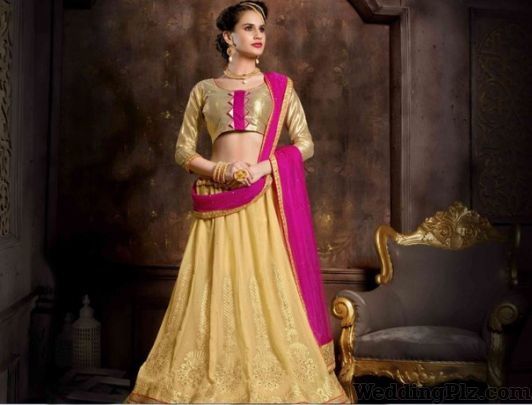 Vicky Bangle World Lehenga And Sherwani On Rent weddingplz