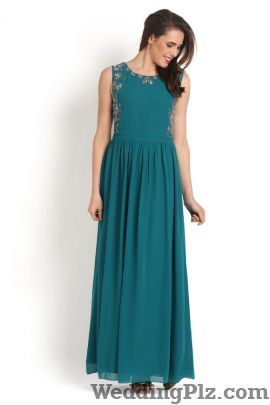Klozee Lehenga And Sherwani On Rent weddingplz