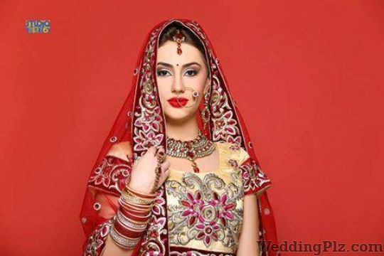 Elegance The Wedding Studio Lehenga And Sherwani On Rent weddingplz