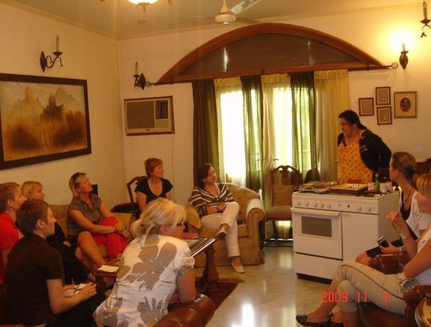 Komals Kitchen Affairs Cooking Classes weddingplz