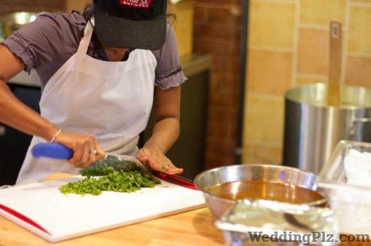 Cook and Decorate Cooking Classes weddingplz