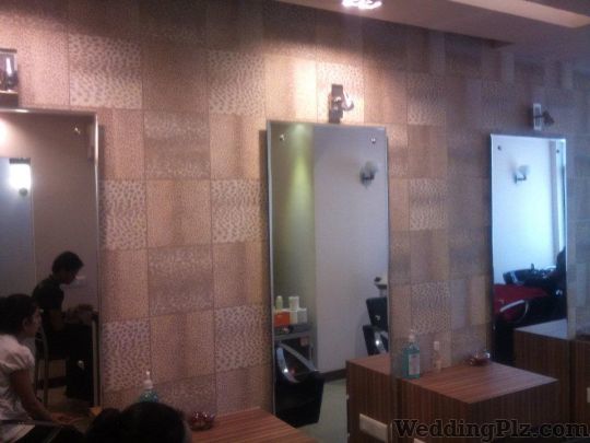 The Royal Enrich Beauty Parlours weddingplz