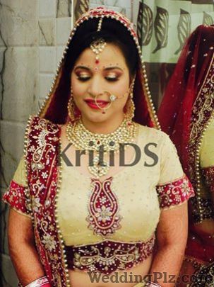 Kriti DS The Makeup Artist Beauty Parlours weddingplz