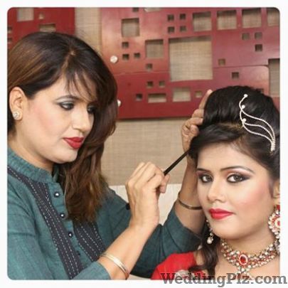 Attraction Makeup Studio Beauty Parlours weddingplz