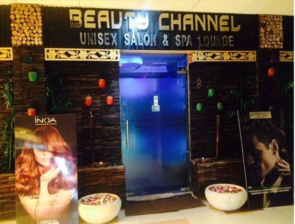 Beauty Channel Unisex Salon and Spa Lounge Beauty Parlours weddingplz