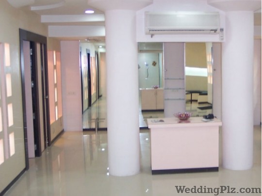 Coco Salon Plus Spa Beauty Parlours weddingplz