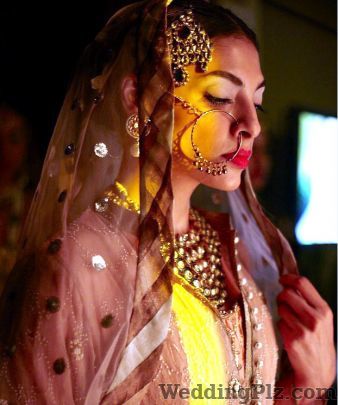 Ambika Pillai Beauty Parlours weddingplz