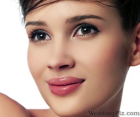 Global Looks Beauty Parlours weddingplz