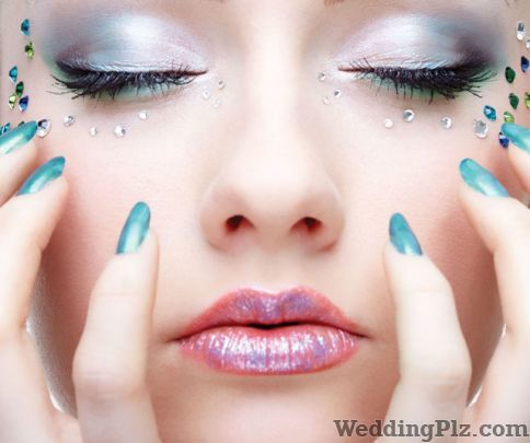 Global Looks Beauty Parlours weddingplz