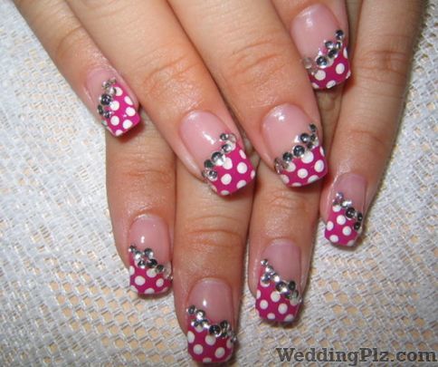 Global Looks Beauty Parlours weddingplz